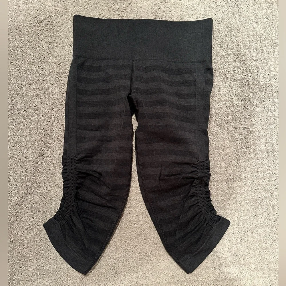 Lululemon In The Flow Crop Capris - Picture 3 of 4